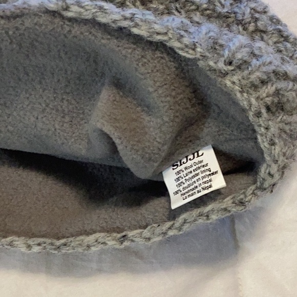 Wool Hat - Picture 5 of 6